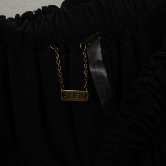 YFB Bertha Collar Two Tier Black Top - Picture 3 of 5